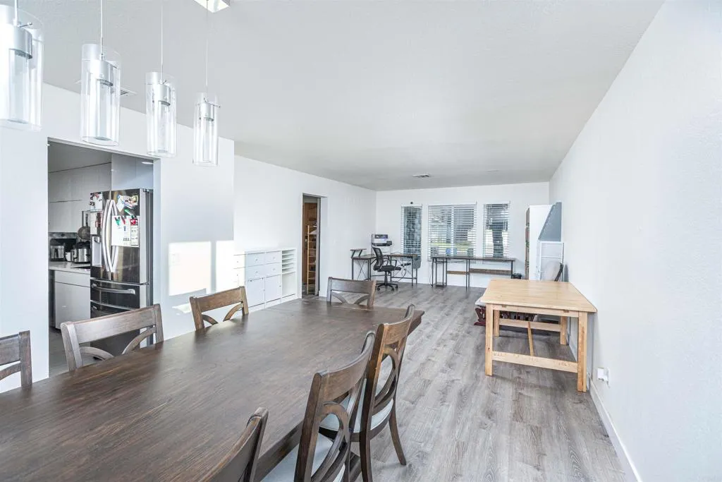 https://cdn.realtyfeed.com/cdn/127/306604997/3be877a928d357ca274858d9108b6905.webp