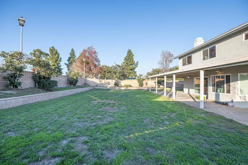 https://cdn.realtyfeed.com/cdn/127/306604997/521dd9ef0c0cdf1baf8db29fc9242c20.webp