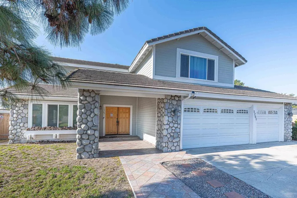 https://cdn.realtyfeed.com/cdn/127/306604997/b4689f9c564b4d71db1fc5f160be7717.webp