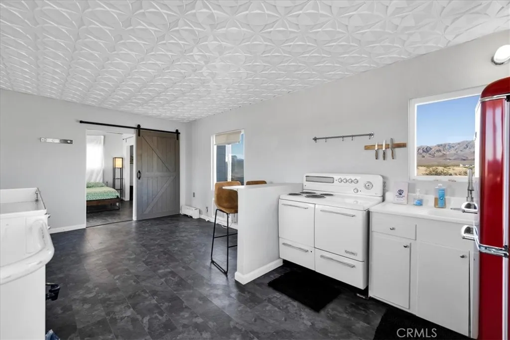 84753 Eddie Albert, 29 Palms, CA, 92277