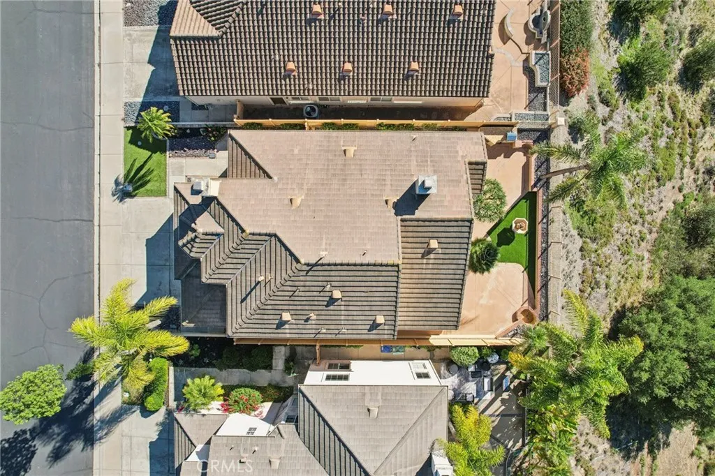 https://cdn.realtyfeed.com/cdn/127/306605177/39a166db1cc76b171c95315185759e1d.webp