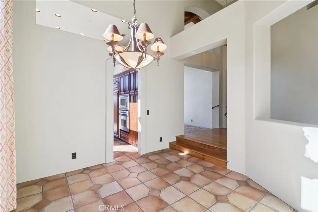 https://cdn.realtyfeed.com/cdn/127/306605177/b9f61abac55fd170d19cee44a9008779.webp