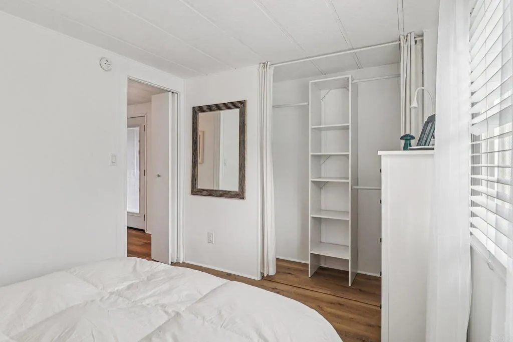 https://cdn.realtyfeed.com/cdn/127/306605181/a34dbee9757f742cd907d7ad2cf28406.webp