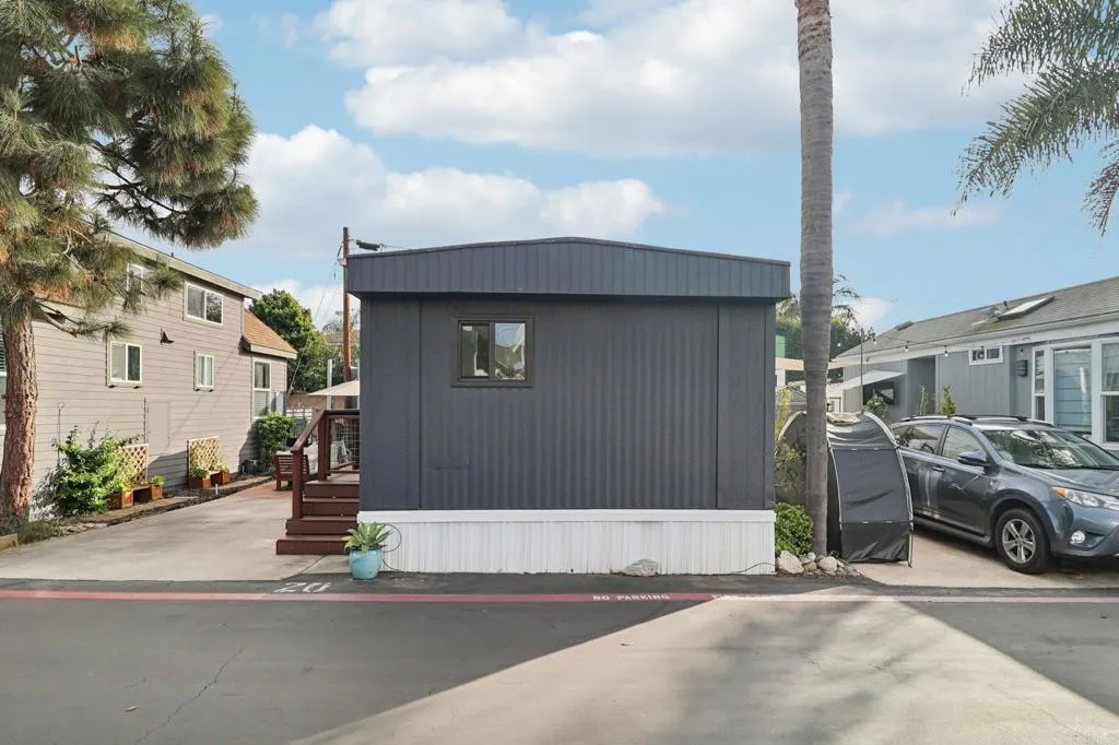 https://cdn.realtyfeed.com/cdn/127/306605181/d57a1f85296c10bd29d6684ee29a750f.webp