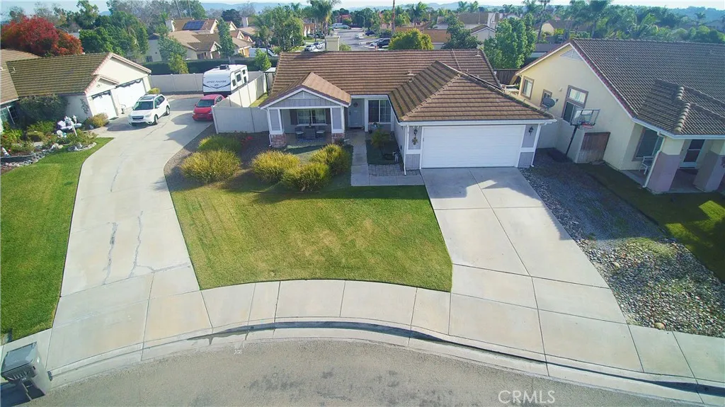 https://cdn.realtyfeed.com/cdn/127/306605191/6907570177ad2b2758f9e964c32c36dd.webp