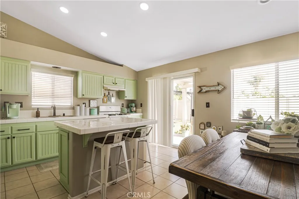 https://cdn.realtyfeed.com/cdn/127/306605191/86b539abf610ab76b5a71437c5b3eb69.webp