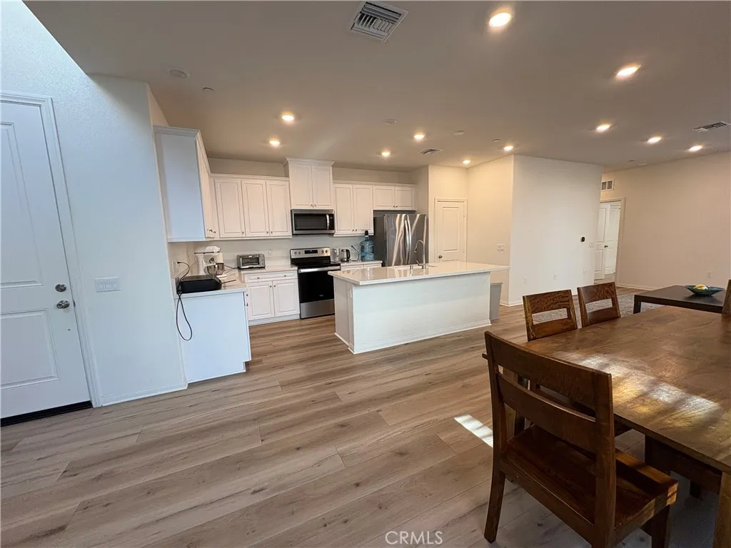 16149 Alamo Court, Chino, CA 91708 - Photo 5 of 14, Chino, CA