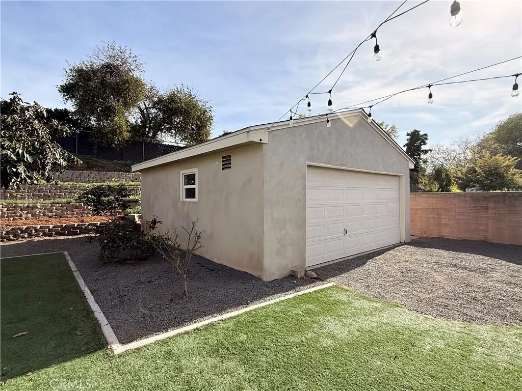 https://cdn.realtyfeed.com/cdn/127/306605381/2b42f40bc7859c8eac265ede1c329d46.webp