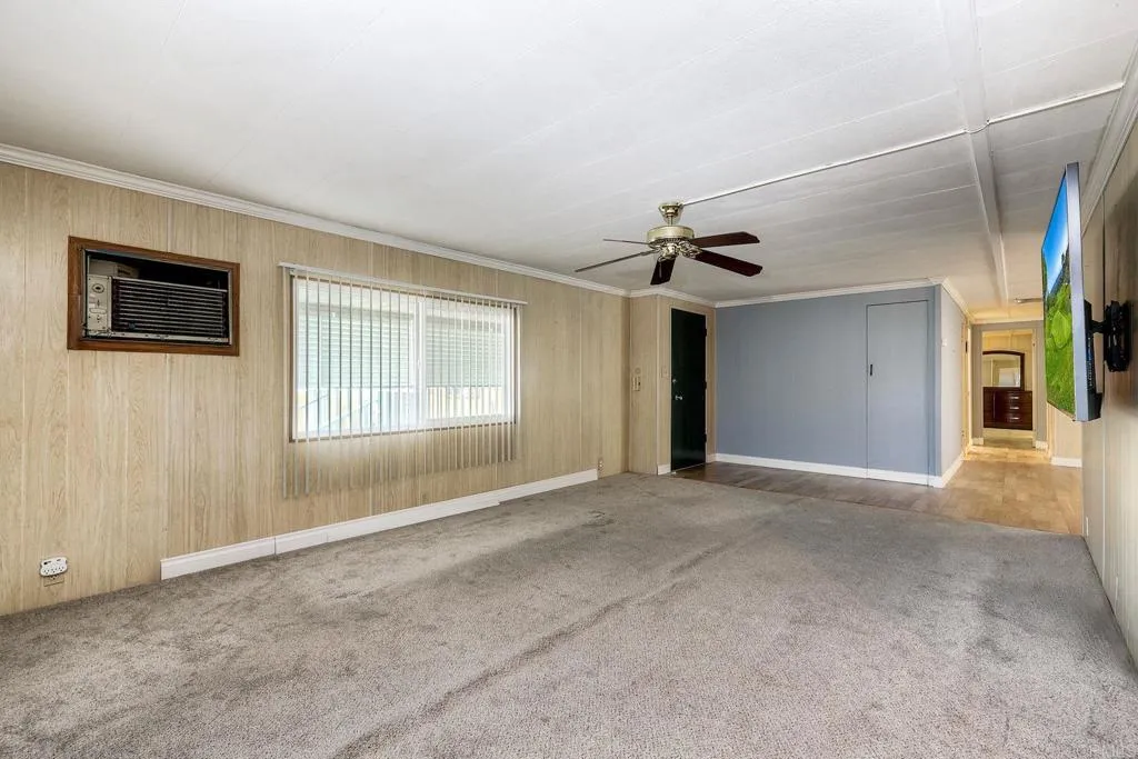 https://cdn.realtyfeed.com/cdn/127/306605385/03a59913265ba672a5b861e31c1b76fa.webp