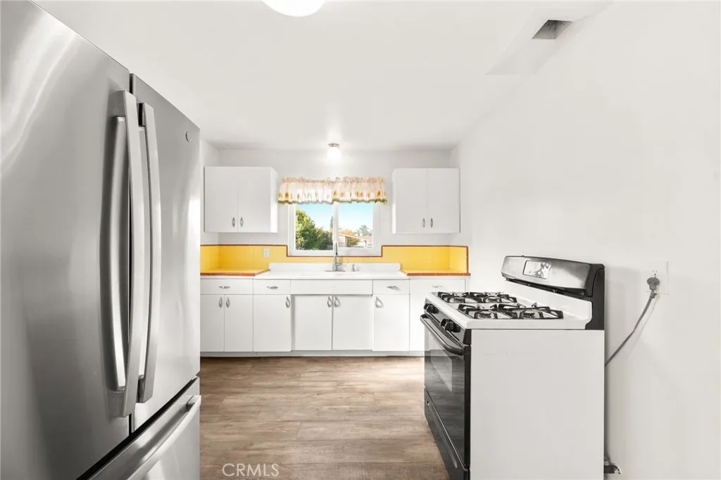 https://cdn.realtyfeed.com/cdn/127/306605393/9026c0c2986244513ccec42915c3ecef.webp