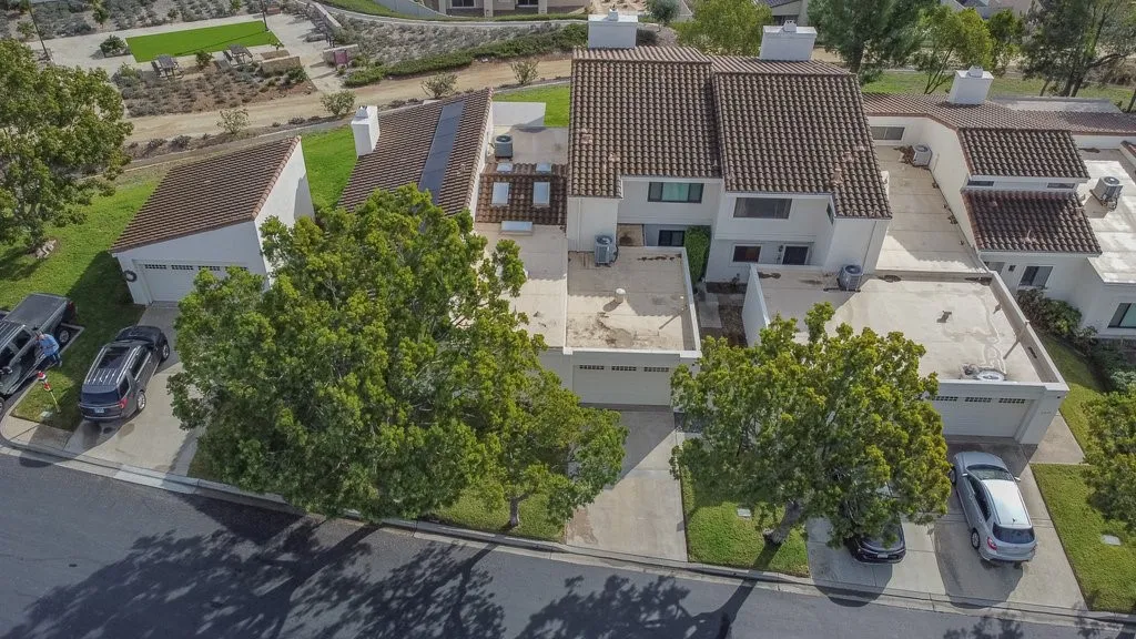 https://cdn.realtyfeed.com/cdn/127/306605405/3a4f81f6fc34979ae604513b39aca075.webp