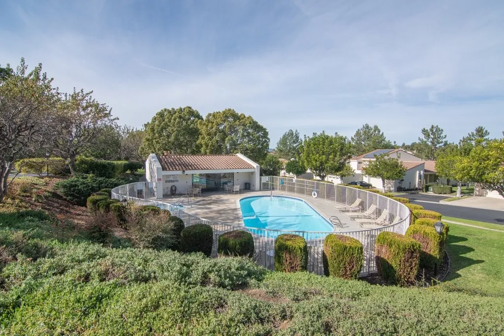 https://cdn.realtyfeed.com/cdn/127/306605405/d5573f5a680c20c4f3d19041c840394e.webp