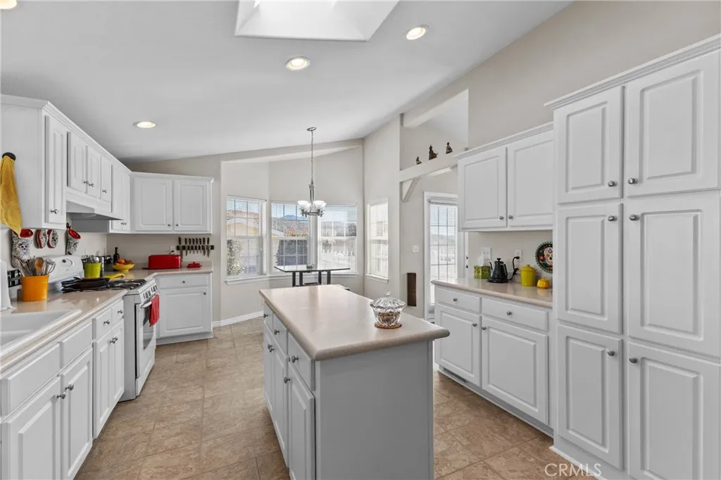 https://cdn.realtyfeed.com/cdn/127/306605455/0bbecd5fb12088688b9c0c2c85d2092f.webp