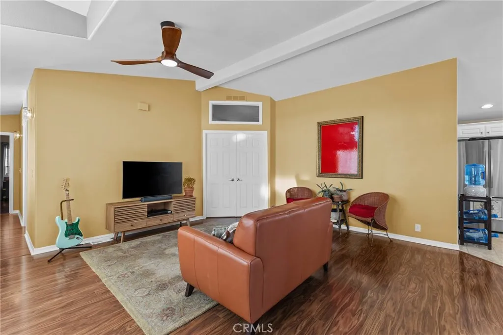 https://cdn.realtyfeed.com/cdn/127/306605455/51696f81272efb62fca78c07b737c7d8.webp