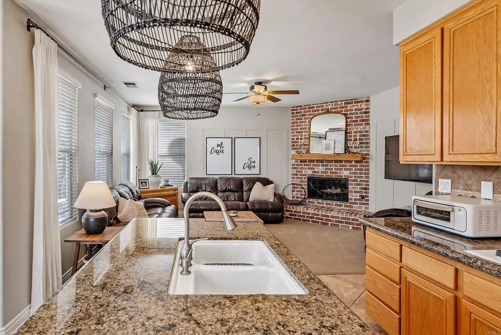 https://cdn.realtyfeed.com/cdn/127/306605500/af373c4cd8b4f97ce2106961de4c5ada.webp