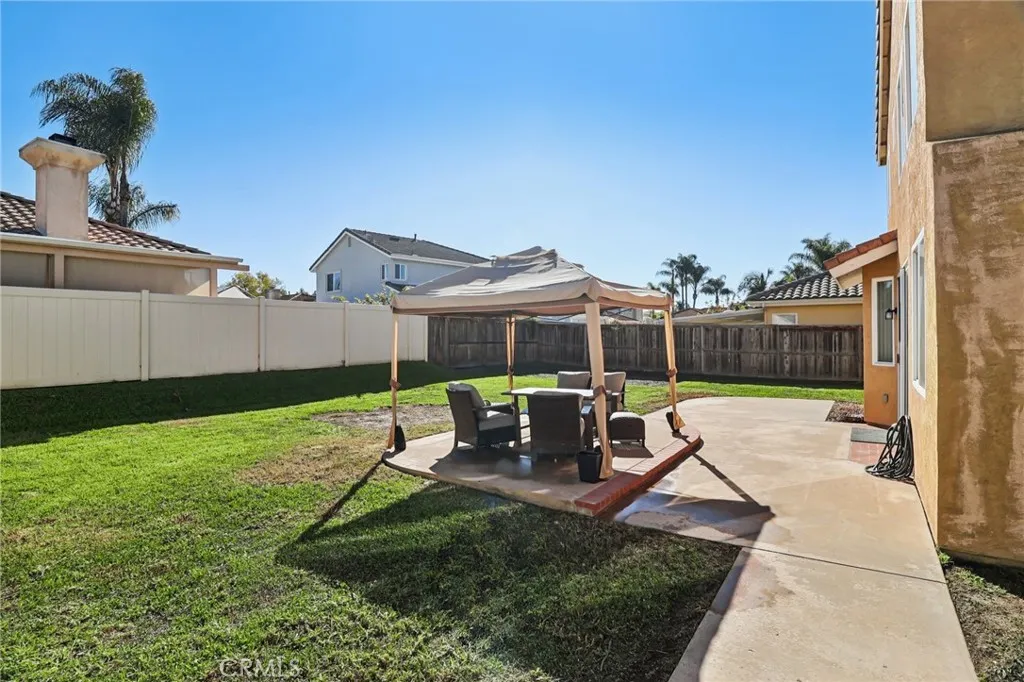 https://cdn.realtyfeed.com/cdn/127/306605556/1005aa8203b0bb0a708ee94462398376.webp