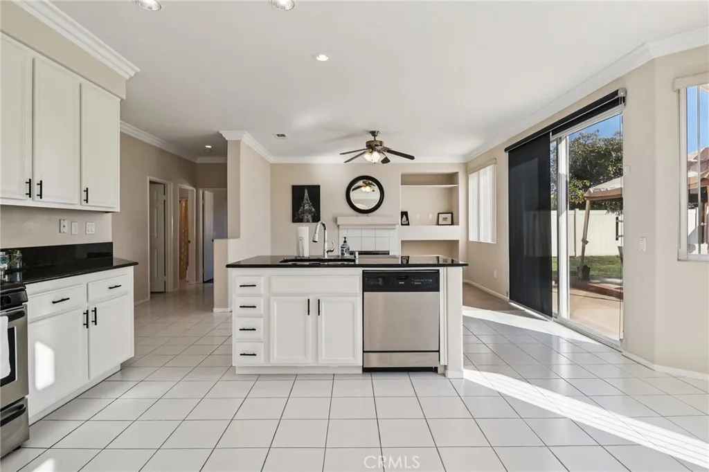 https://cdn.realtyfeed.com/cdn/127/306605556/30b0d4380c237f56491a3660fadd4de6.webp
