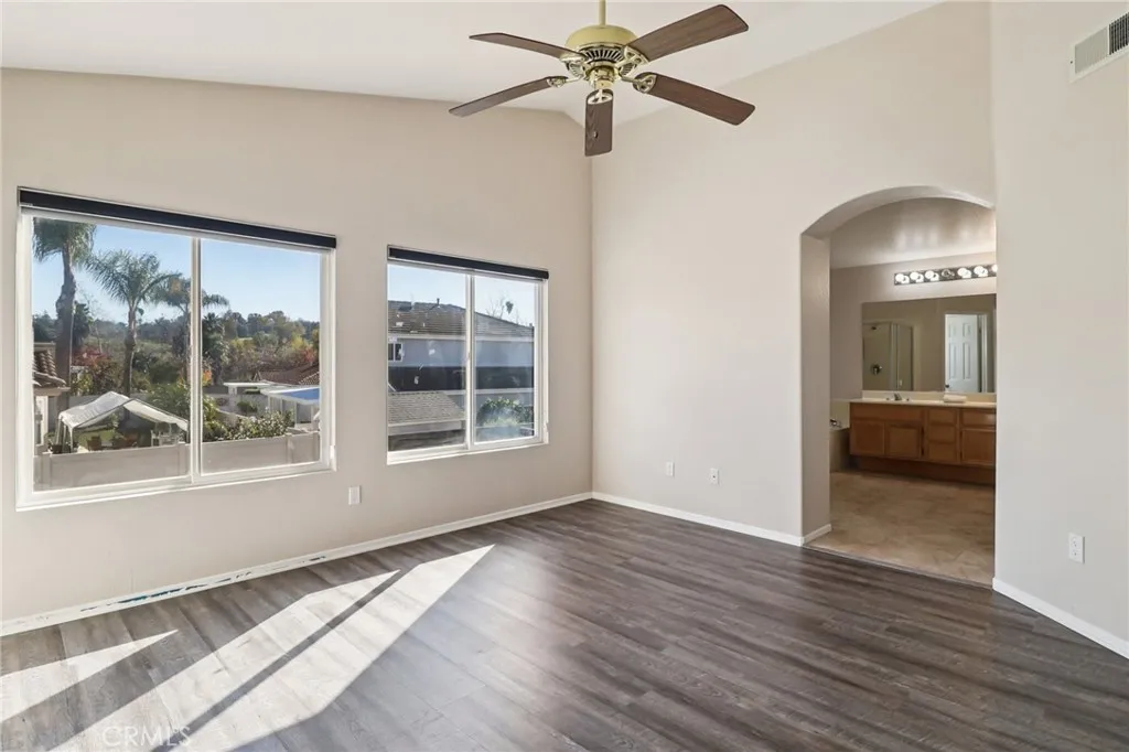 https://cdn.realtyfeed.com/cdn/127/306605556/8137661a0607db236079b09c63e0c20a.webp