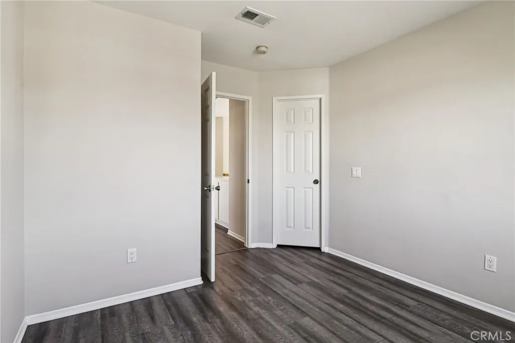 https://cdn.realtyfeed.com/cdn/127/306605556/e7dd2720ca533c70082a0654ac086262.webp