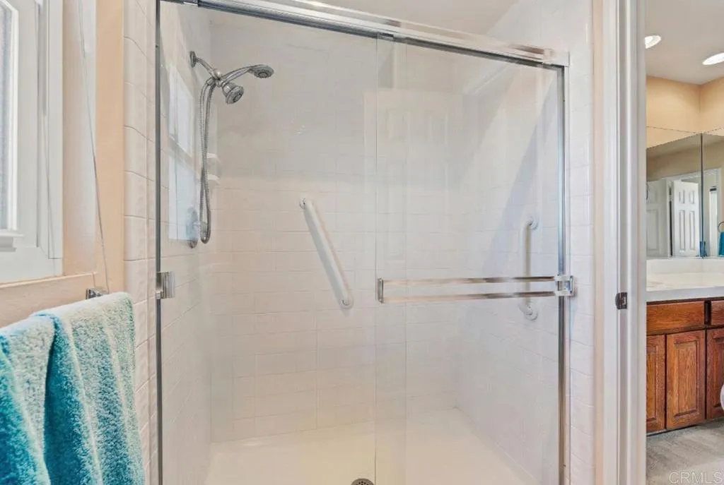 Photo #49: PTP2509183 Listing: Photo #49