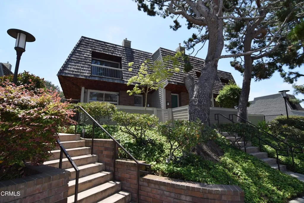 13340 Maxella Avenue Unit 3, Marina del Rey, CA 90292 - Photo 2 of 46, Marina Del Rey, CA
