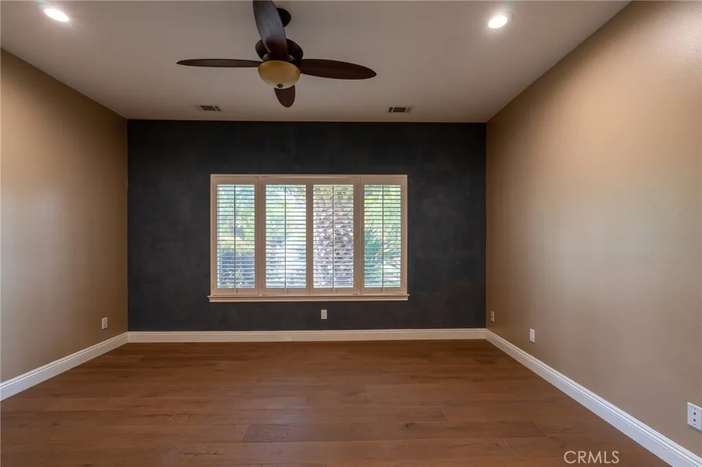 https://cdn.realtyfeed.com/cdn/127/306605673/252bad26536f4ced4c7f945d9d6c5c29.webp