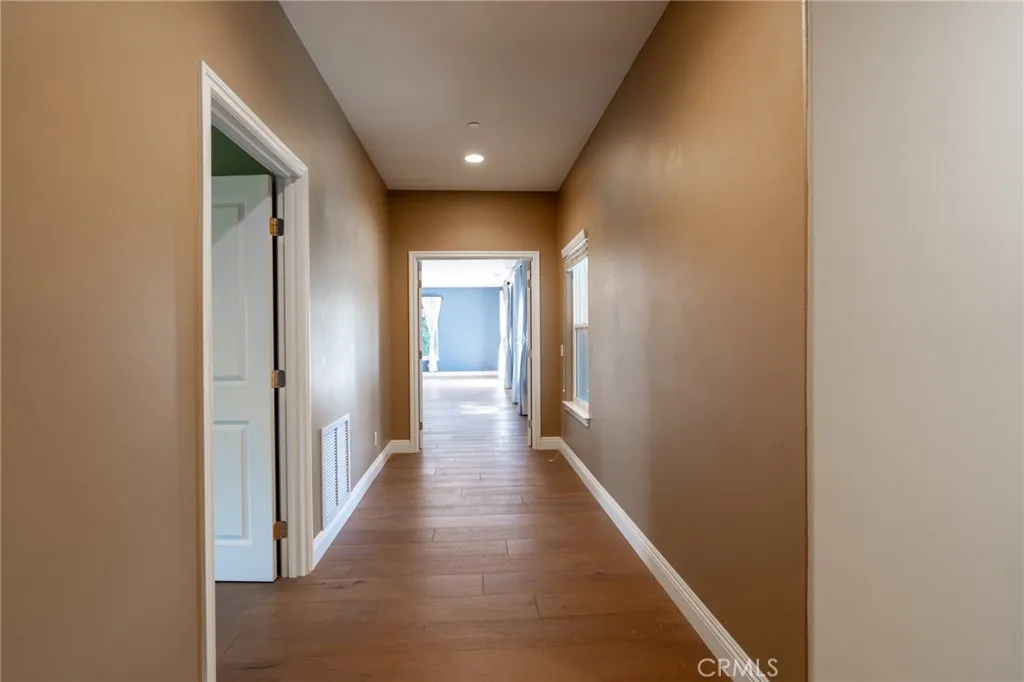 https://cdn.realtyfeed.com/cdn/127/306605673/391d01a58c7fd923e299542a1d87c26c.webp