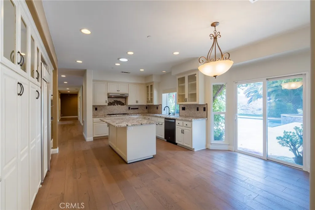 https://cdn.realtyfeed.com/cdn/127/306605673/434fcab4993d8f50f365a36e3c9533ac.webp