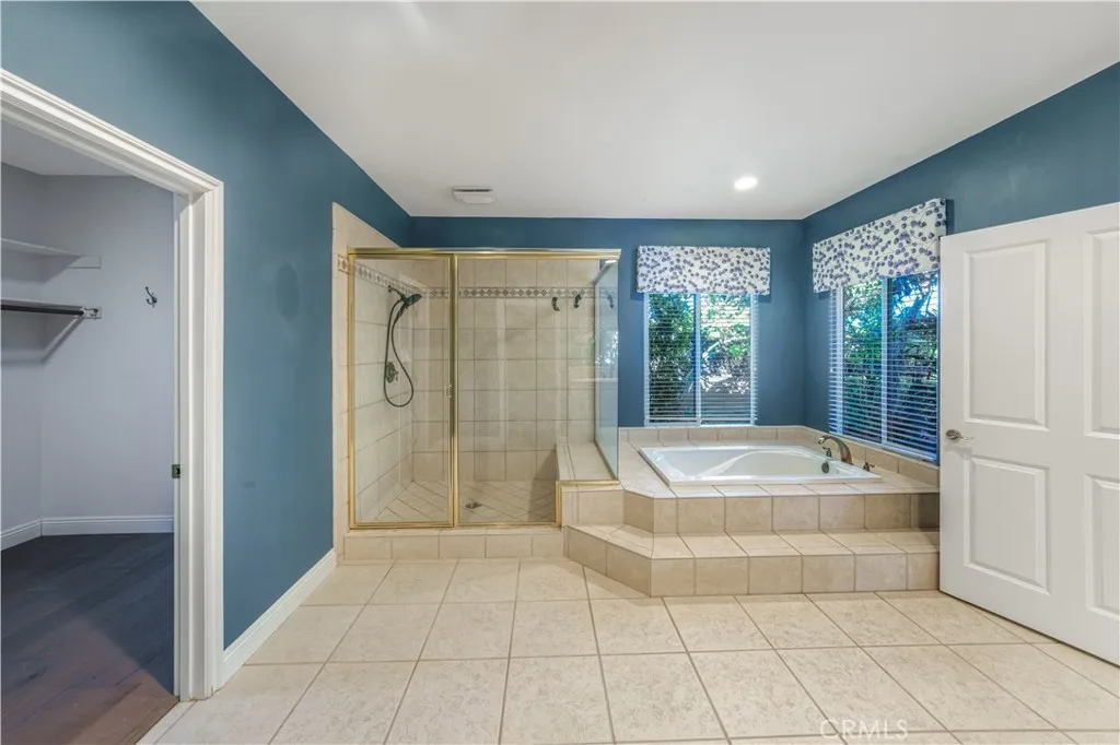 https://cdn.realtyfeed.com/cdn/127/306605673/4ad02913ca210aa047f80400c12b8bf7.webp