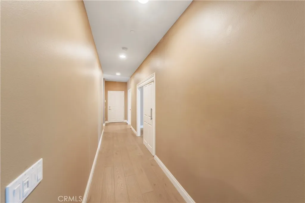 https://cdn.realtyfeed.com/cdn/127/306605673/6c9ab6938cea2b74d2377206eae5e11e.webp