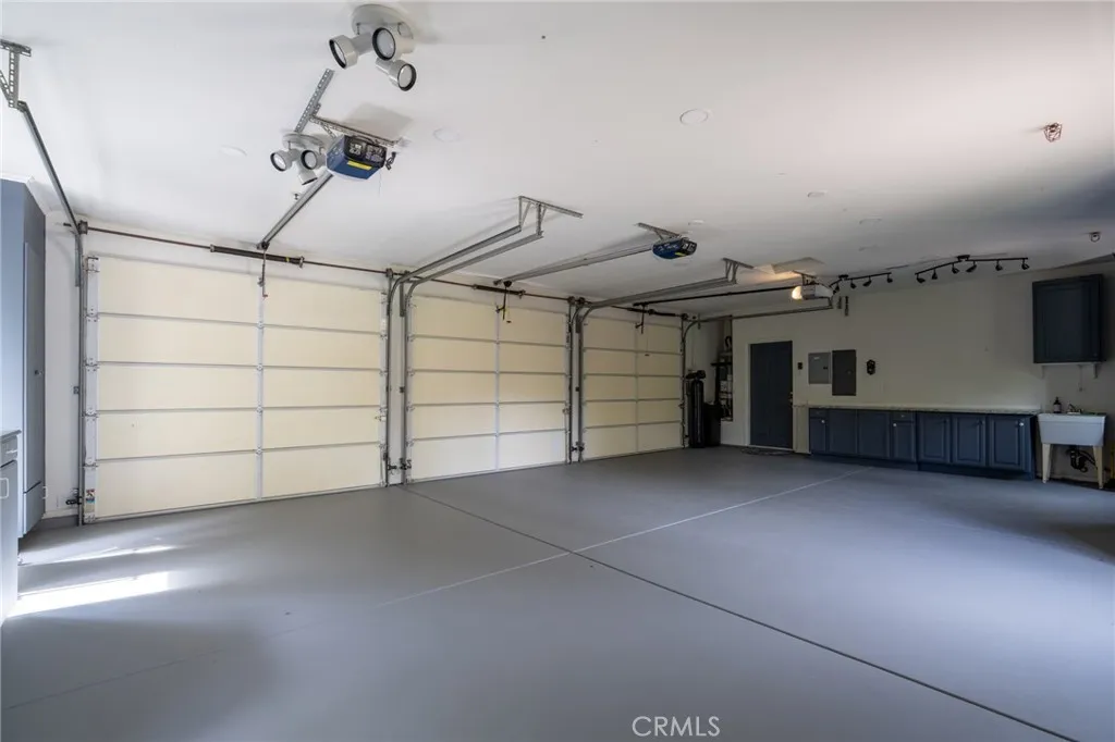 https://cdn.realtyfeed.com/cdn/127/306605673/9160b3536980d980187f2906e87d3f30.webp