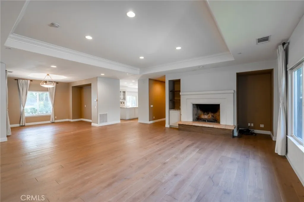 https://cdn.realtyfeed.com/cdn/127/306605673/aec37e30fc4b85d8ba43b59de3b570ca.webp