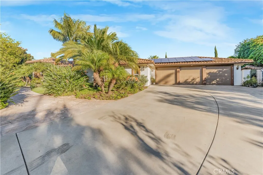 https://cdn.realtyfeed.com/cdn/127/306605673/d35814a7b801d572eb7e6b07d2f16c81.webp