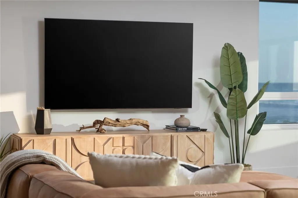 Photo #12: OC25277644 Listing: Photo #12