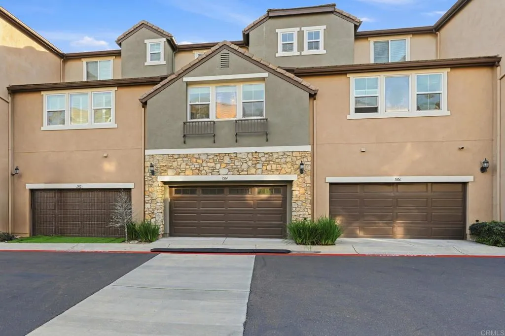 https://cdn.realtyfeed.com/cdn/127/306605787/195302aa2fc8171919750385914248df.webp