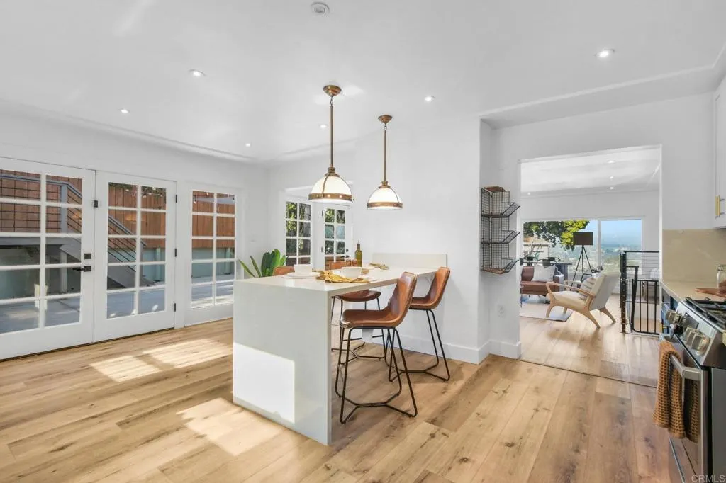 https://cdn.realtyfeed.com/cdn/127/306605842/0040b71c0c7d16ecab187861ffdf0090.webp