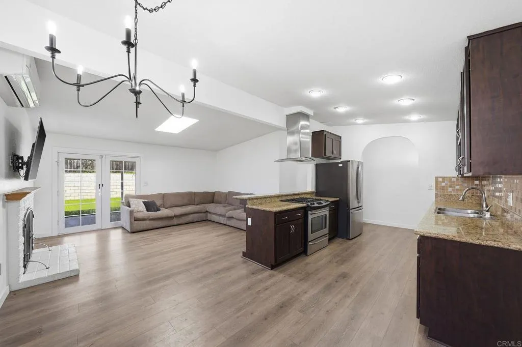 https://cdn.realtyfeed.com/cdn/127/306605910/72e668c60423ad96c56f4f51f7bab466.webp