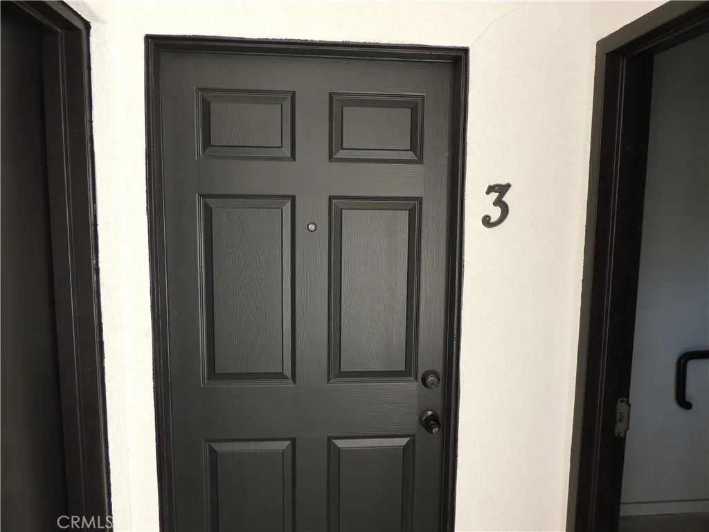 22735 Del Valle Street Unit 3, Woodland Hills, CA 91364 - Photo 4 of 15, Woodland Hills, CA