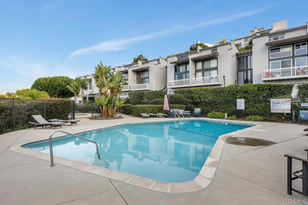 https://cdn.realtyfeed.com/cdn/127/306606070/2ae5982f4125bd573d77f6c5ad803013.webp