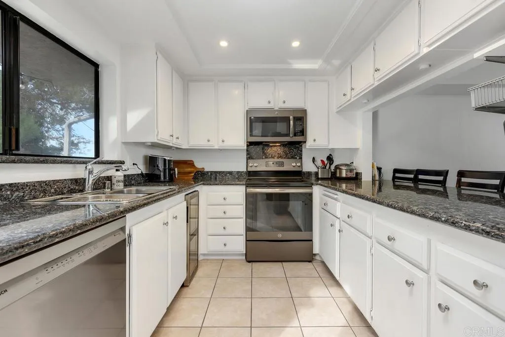 https://cdn.realtyfeed.com/cdn/127/306606070/a7c986ee1a1f8db29bc1991849771289.webp