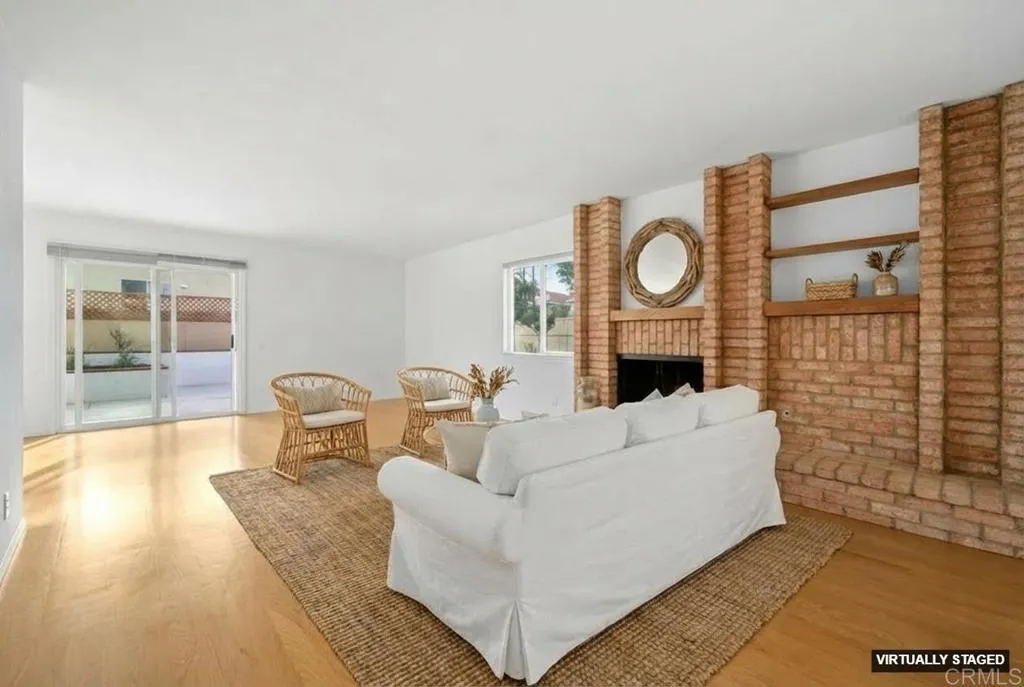 https://cdn.realtyfeed.com/cdn/127/306606215/05dddf3c5e1bdeca82ecafcba3b6e222.webp