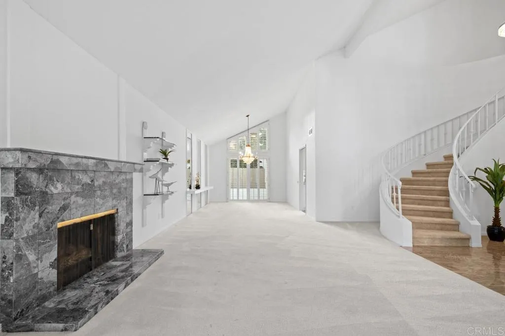 https://cdn.realtyfeed.com/cdn/127/306606215/ddb98090d21d37fcde3d491f8b44907a.webp