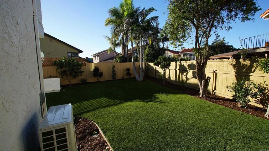 https://cdn.realtyfeed.com/cdn/127/306606215/f41b4e1dc89db315363e404f8d1a45ae.webp