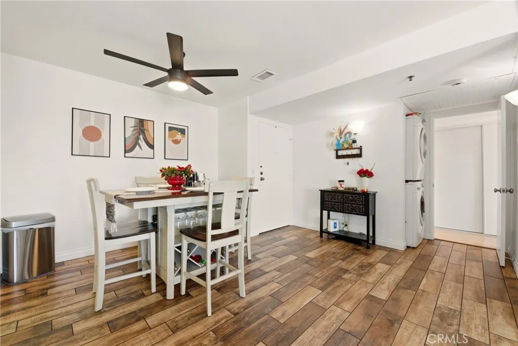 Photo #9: IG25278162 Listing: Photo #9