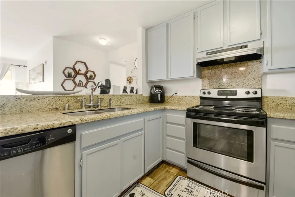 Photo #6: IG25278162 Listing: Photo #6