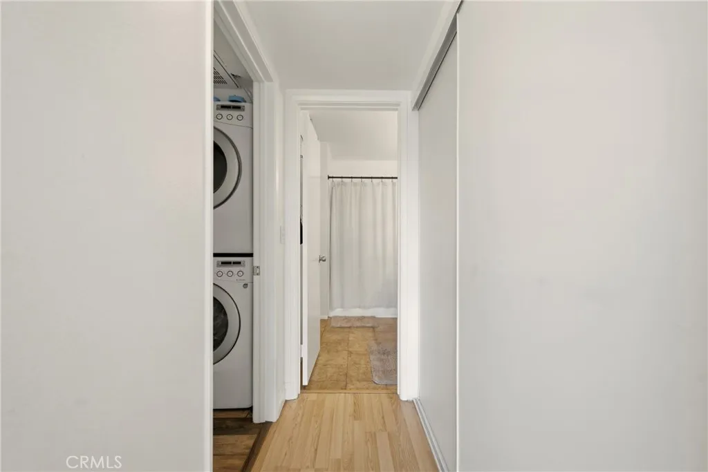 Photo #12: IG25278162 Listing: Photo #12