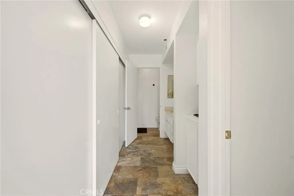 Photo #23: IG25278162 Listing: Photo #23