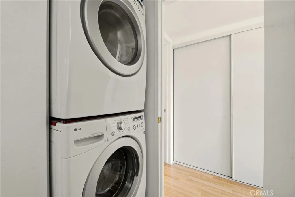 Photo #11: IG25278162 Listing: Photo #11