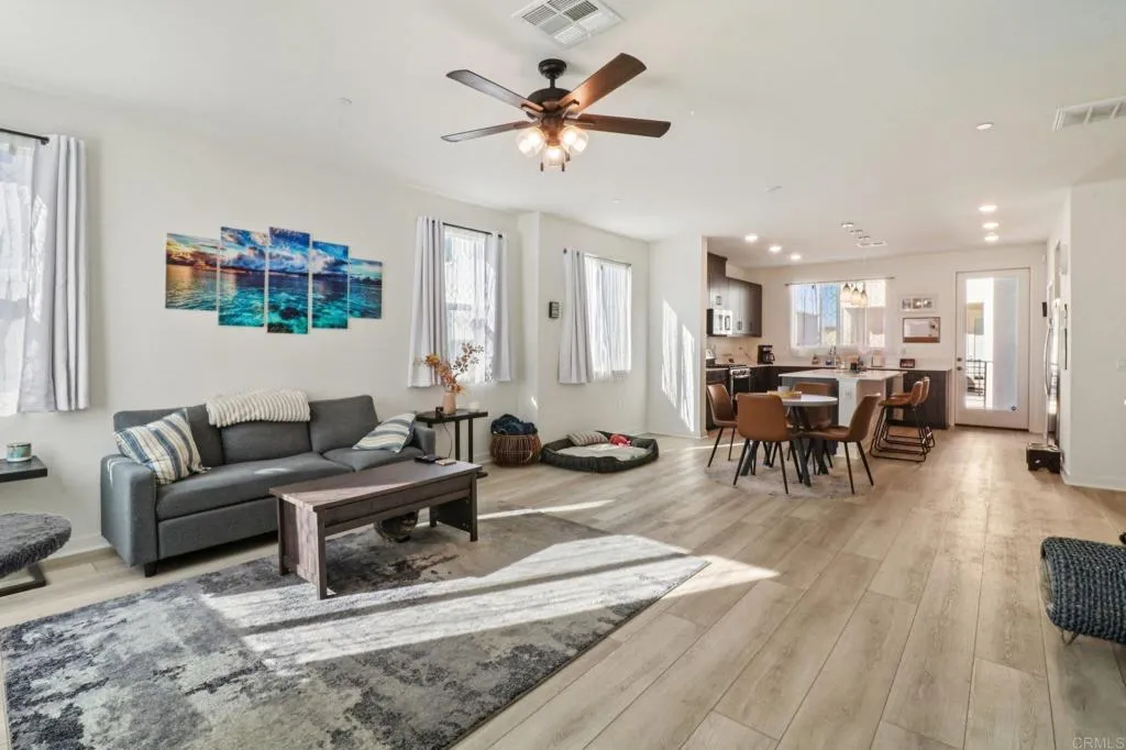 Photo #4: PTP2509206 Listing: Photo #4