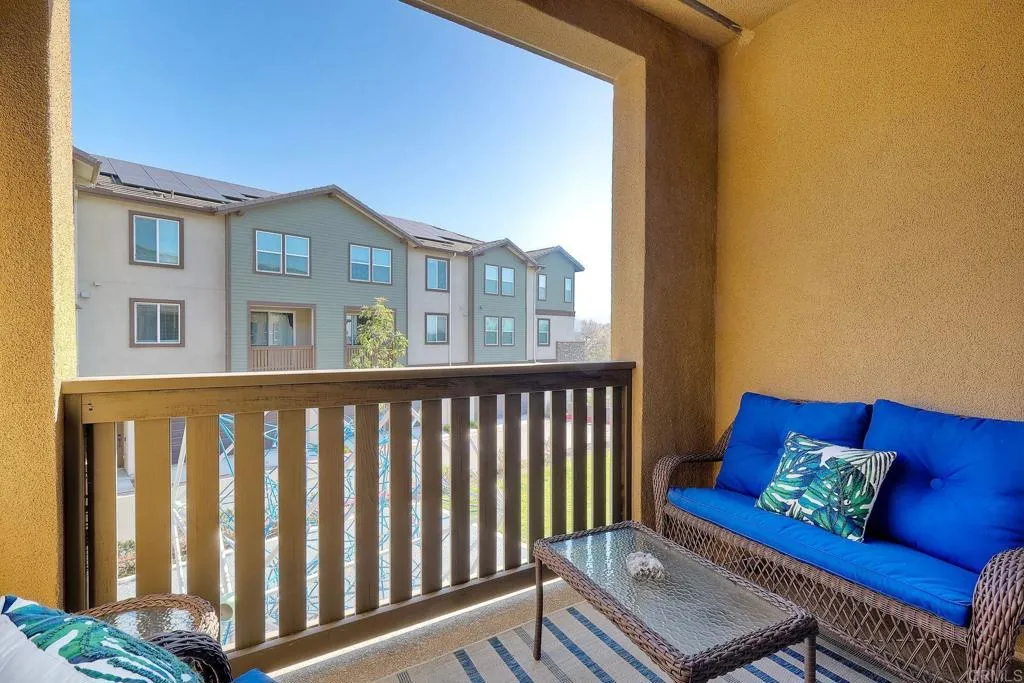 https://cdn.realtyfeed.com/cdn/127/306606381/e3fd6c2cb1b576dd825670c6c835287f.webp